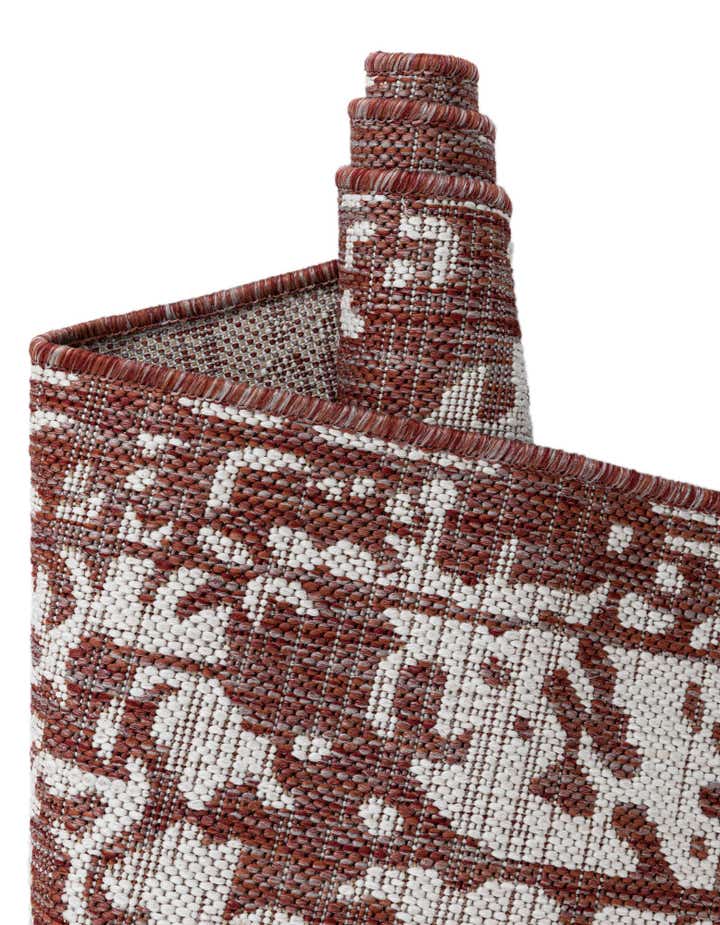 2' x 3' Easy-Clean Jill Zarin Dubai Indoor / Outdoor Rug