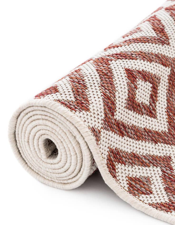 Detail image of Custom Rust Red Easy-Clean Jill Zarin Indoor / Outdoor Rug