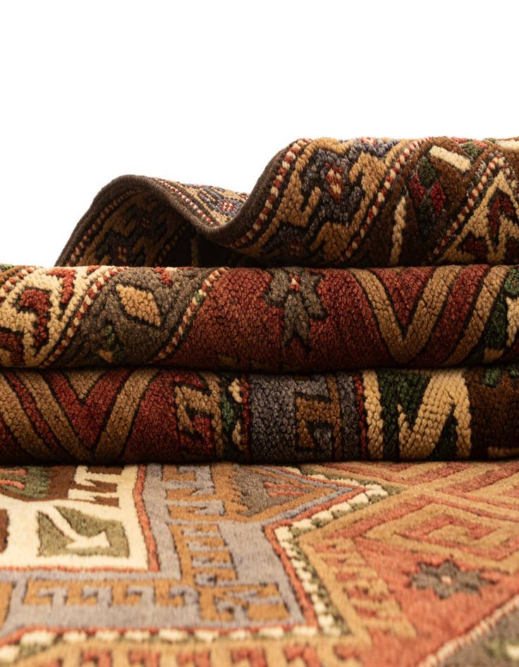 Detail image of 5' x 6' 4 Hand Knotted Kars Wool Rug