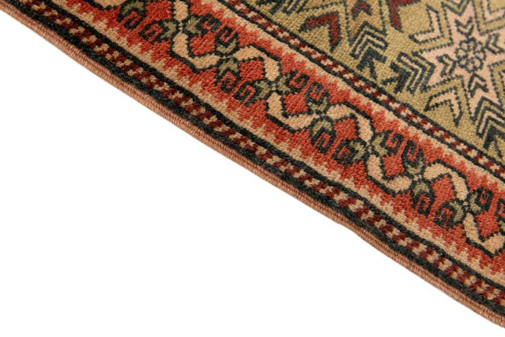 Detail image of 4' x 7' 4 Hand Knotted Kars Wool Rug