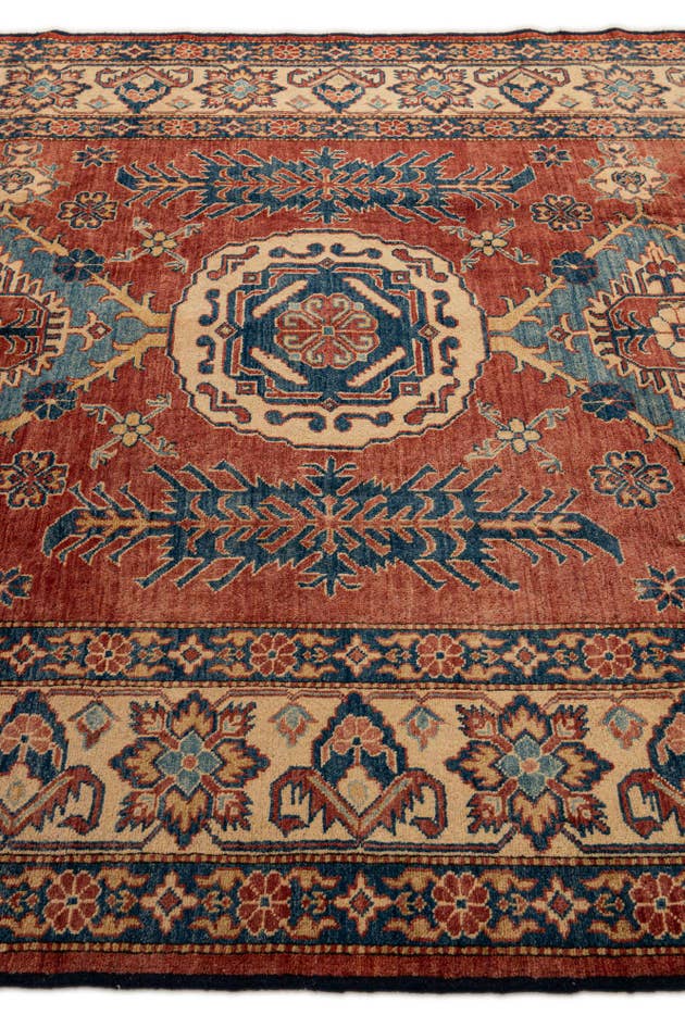 Detail image of 7' 2 x 10' 6 Hand Knotted Kazak Wool Rug