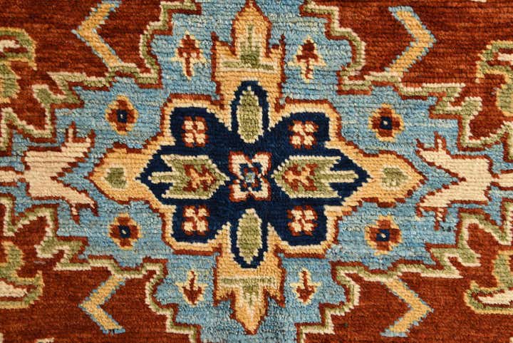 5' 7 x 8' Hand Knotted Kazak Oriental Rug