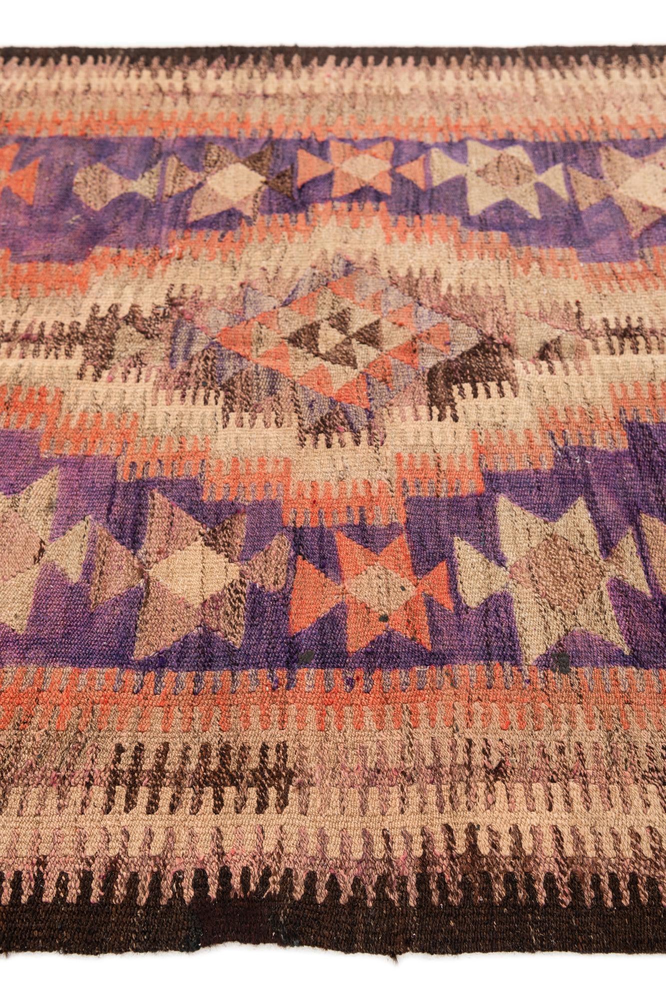 4' 7 x 8' 5 Hand Woven Kilim Fars Wool Rug
