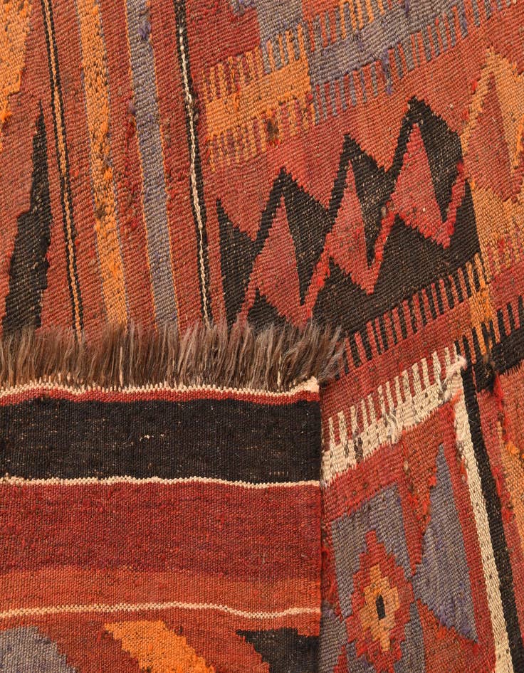 Detail image of 6' 8 x 10' 5  Hand Woven Kilim Fars Wool Rug