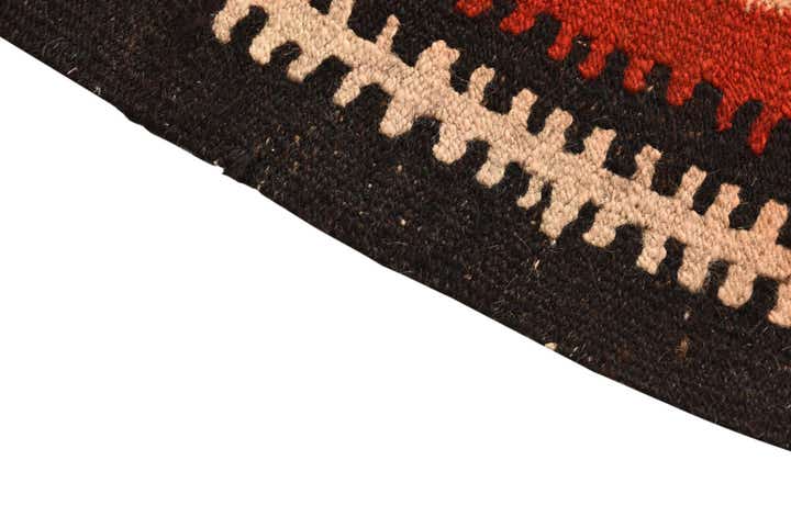 4' 9 x 8' 10 Hand Woven Kilim Fars Wool Rug