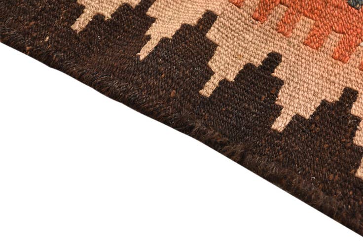 Detail image of 4' 4 x 6' 6 Hand Woven Kilim Fars Wool Rug