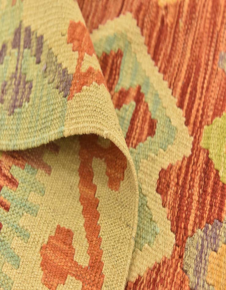 Detail image of 4' 9 x 6' 10  Hand Woven Kilim Maymana Wool Rug