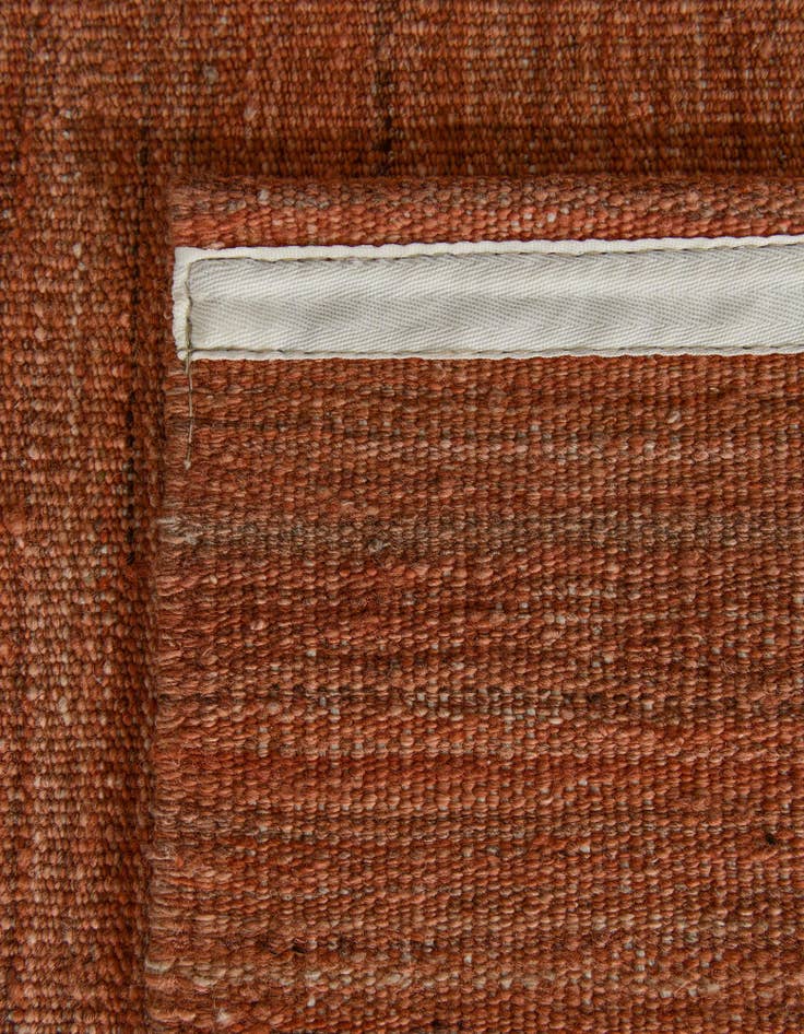 Detail image of 6' 11 x 9' 7 Hand Woven Kilim Modern Wool Rug