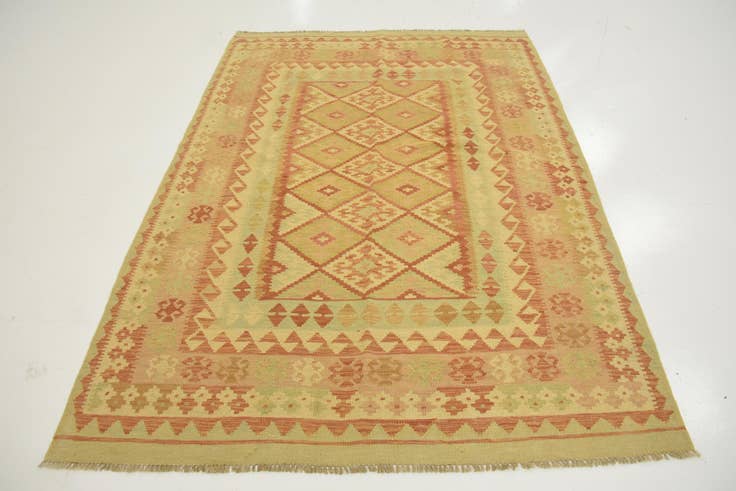 Detail image of 4' 9 x 6' 7 Hand Woven Kilim Waziri Wool Rug