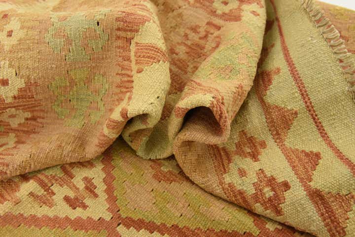 4' 9 x 6' 7 Hand Woven Kilim Waziri Wool Rug