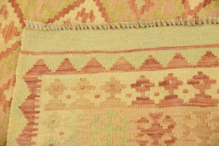4' 9 x 6' 7 Hand Woven Kilim Waziri Wool Rug