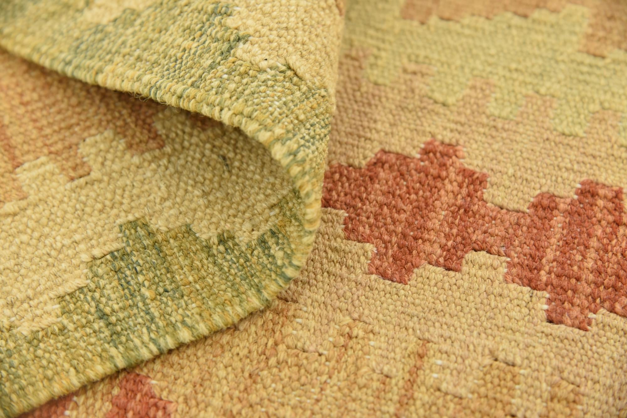 4' 9 x 6' 7 Hand Woven Kilim Waziri Wool Rug