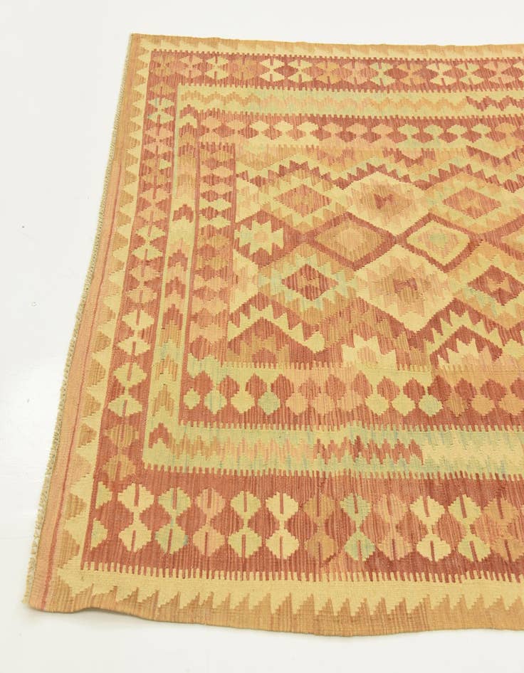 Detail image of 4' 11 x 6' 7  Hand Woven Kilim Waziri Wool Rug