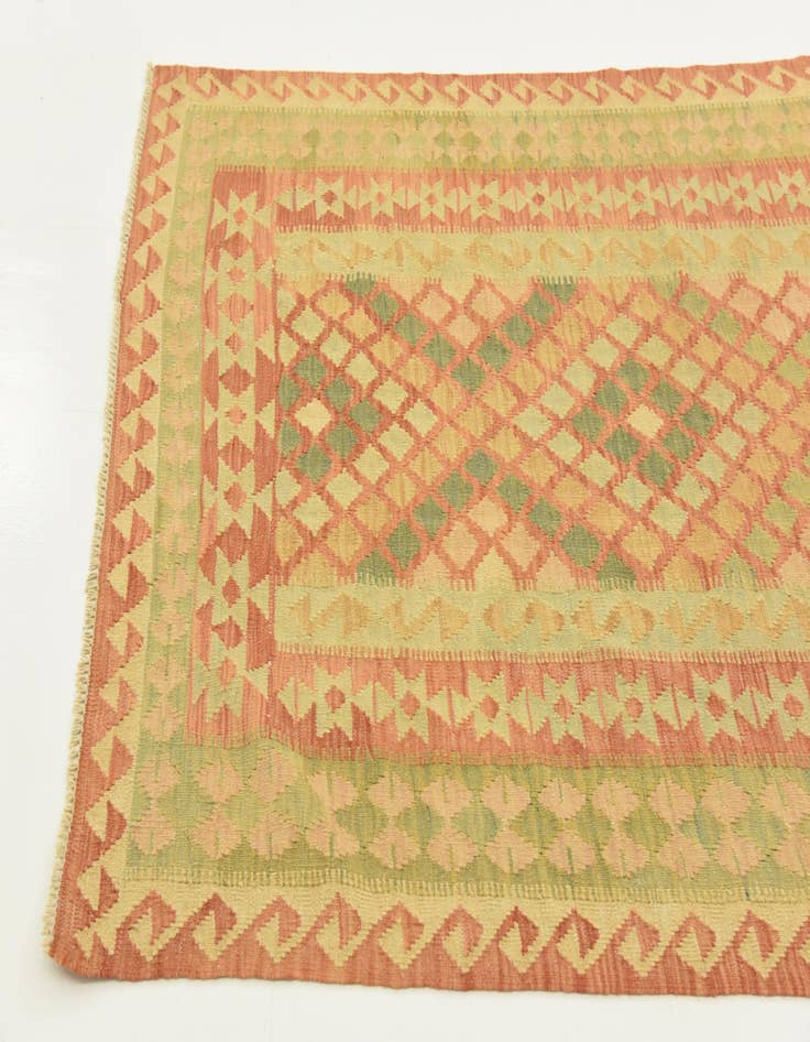 Detail image of 4' 1 x 6' 3  Hand Woven Kilim Waziri Wool Rug