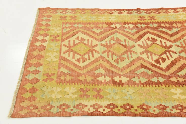 Detail image of 3' 10 x 5' 8 Hand Woven Kilim Waziri Wool Rug