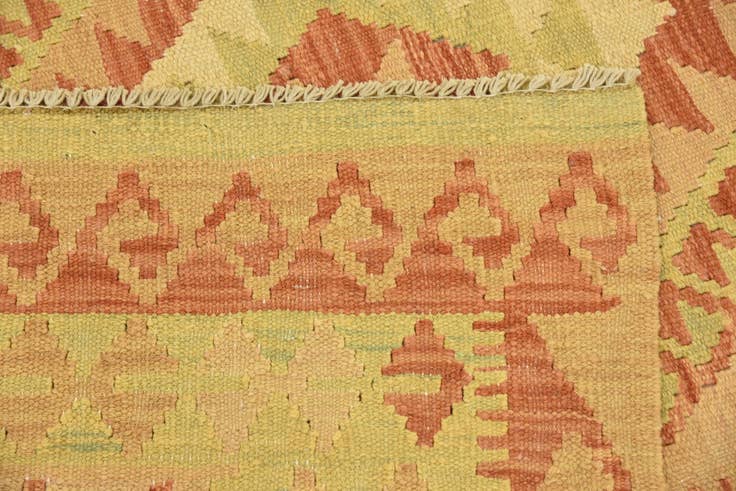 Detail image of 3' 7 x 6' 7 Hand Woven Kilim Waziri Wool Rug