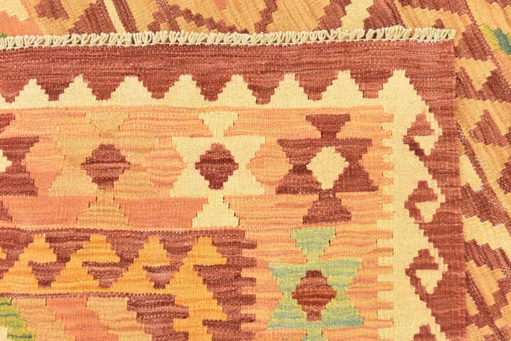 4' 9 x 6' 6 Hand Woven Kilim Waziri Wool Rug