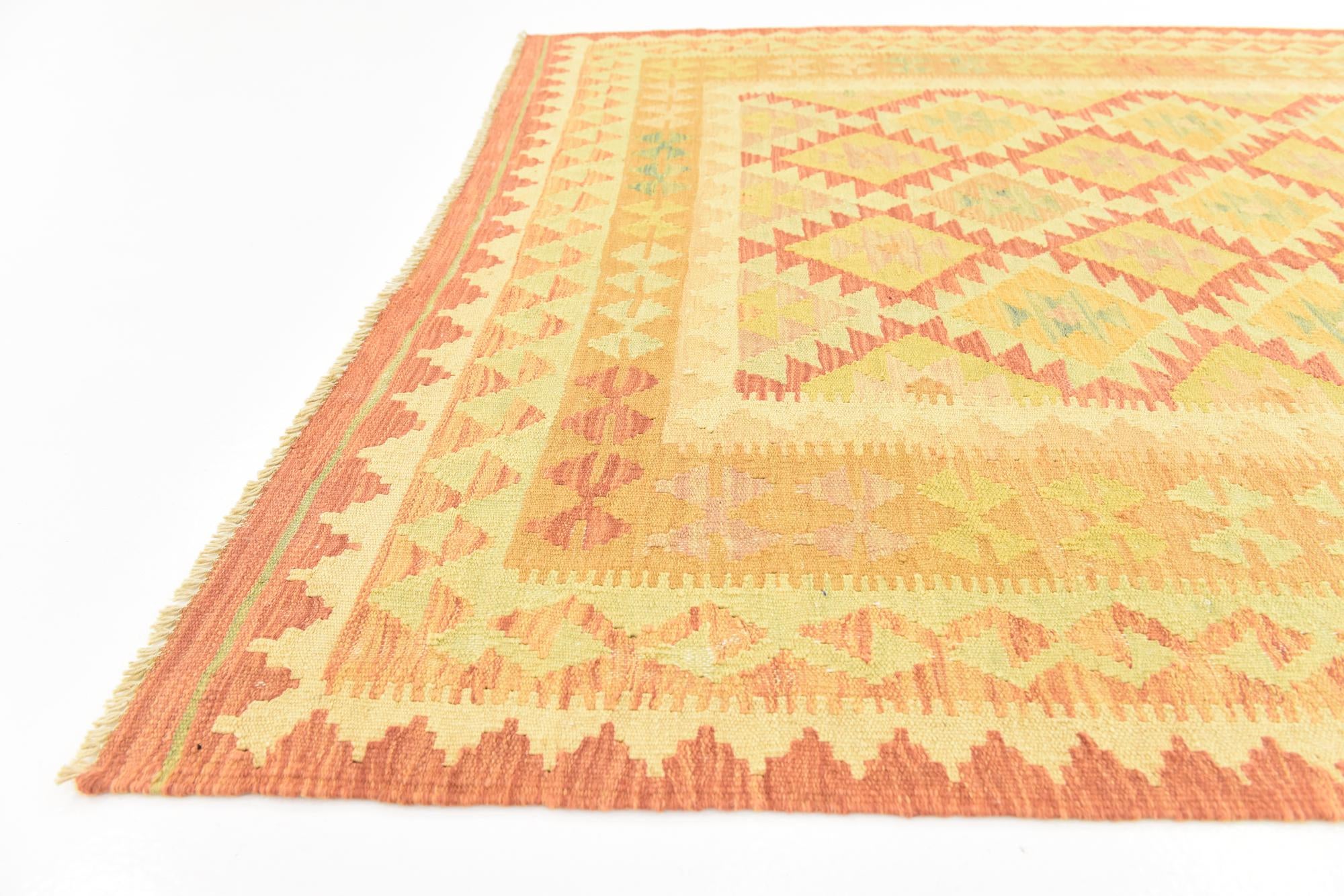 4' 10 x 6' 8 Hand Woven Kilim Waziri Wool Rug