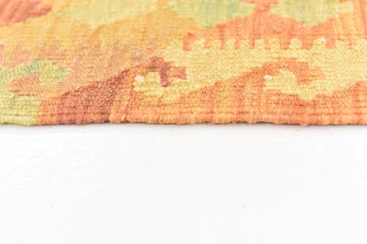 Detail image of 5' x 6' 8 Hand Woven Kilim Waziri Wool Rug