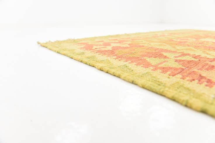 Detail image of 3' 8 x 6' Hand Woven Kilim Waziri Wool Rug