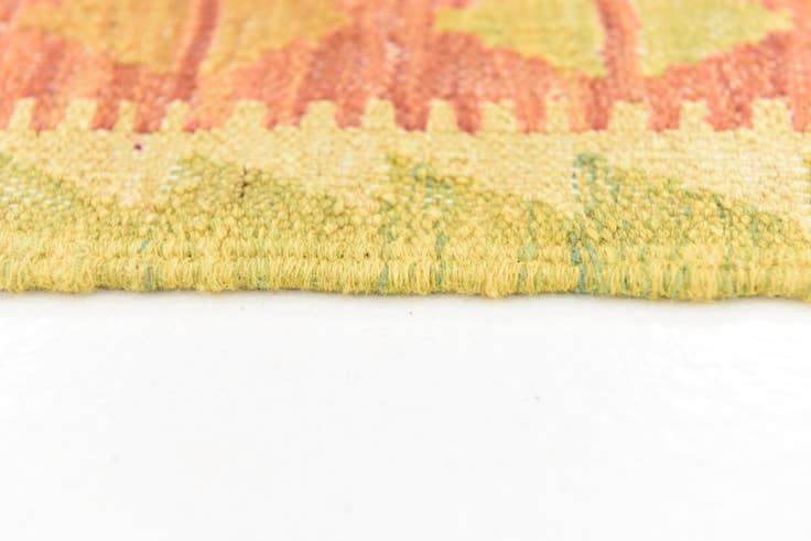 Detail image of 3' 8 x 6' Hand Woven Kilim Waziri Wool Rug
