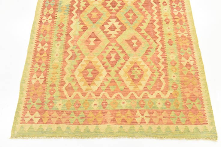 Detail image of 4' x 5' 8 Hand Woven Kilim Waziri Wool Rug