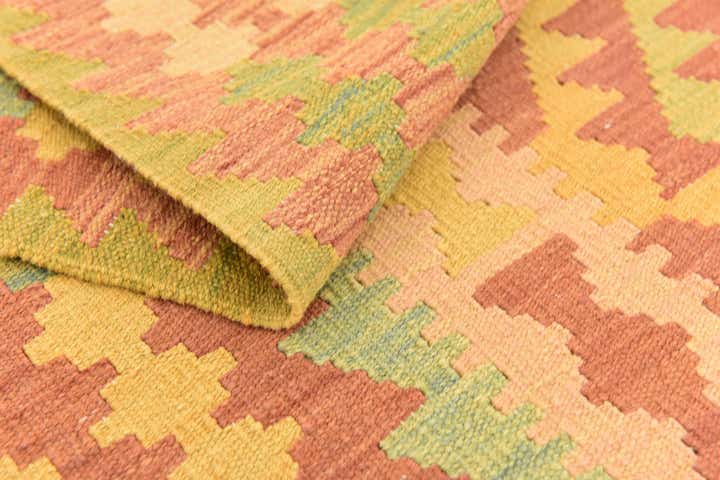 5' x 6' 6 Hand Woven Kilim Waziri Wool Rug