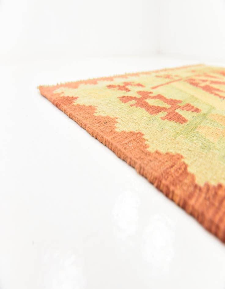 Detail image of 5' x 6' 6  Hand Woven Kilim Waziri Wool Rug