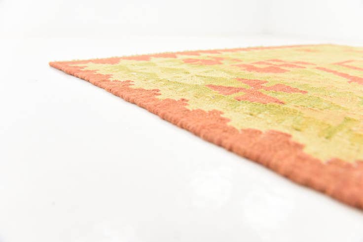 Detail image of 4' 9 x 6' 5 Hand Woven Kilim Waziri Wool Rug
