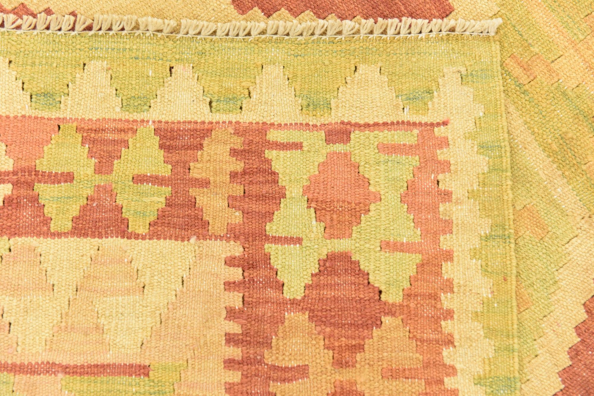 4' 9 x 6' 8 Hand Woven Kilim Waziri Wool Rug