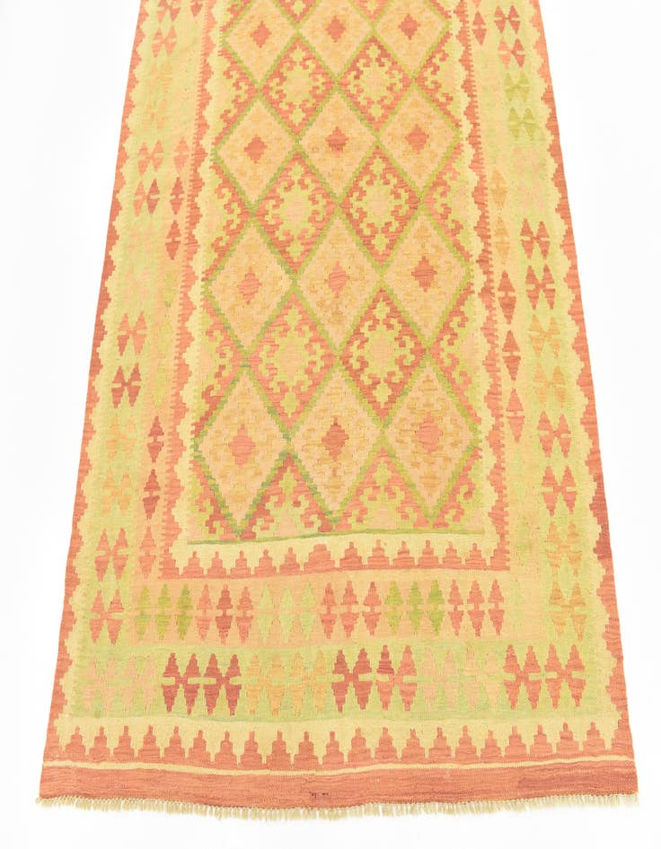 Detail image of 4' 10 x 6' 7 Hand Woven Kilim Waziri Wool Rug