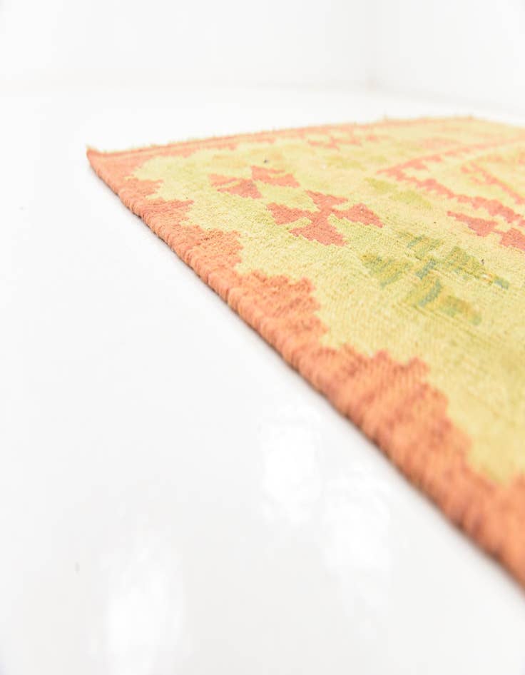Detail image of 4' 10 x 6' 7 Hand Woven Kilim Waziri Wool Rug