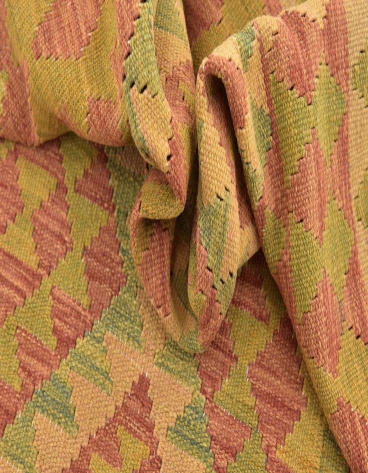 Detail image of 3' x 5' 2  Hand Woven Kilim Waziri Wool Rug