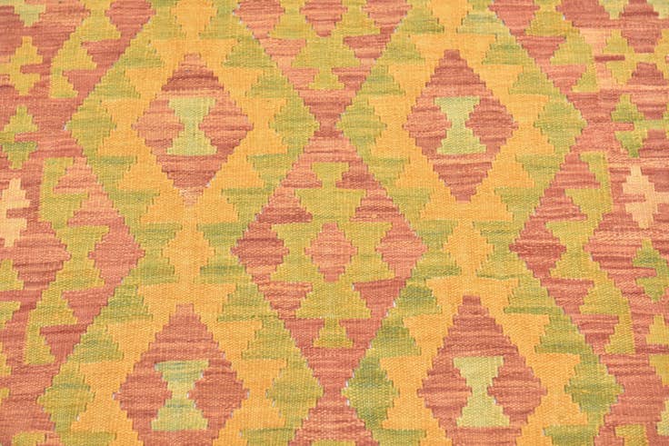 Detail image of 3' x 5' 2 Hand Woven Kilim Waziri Wool Rug