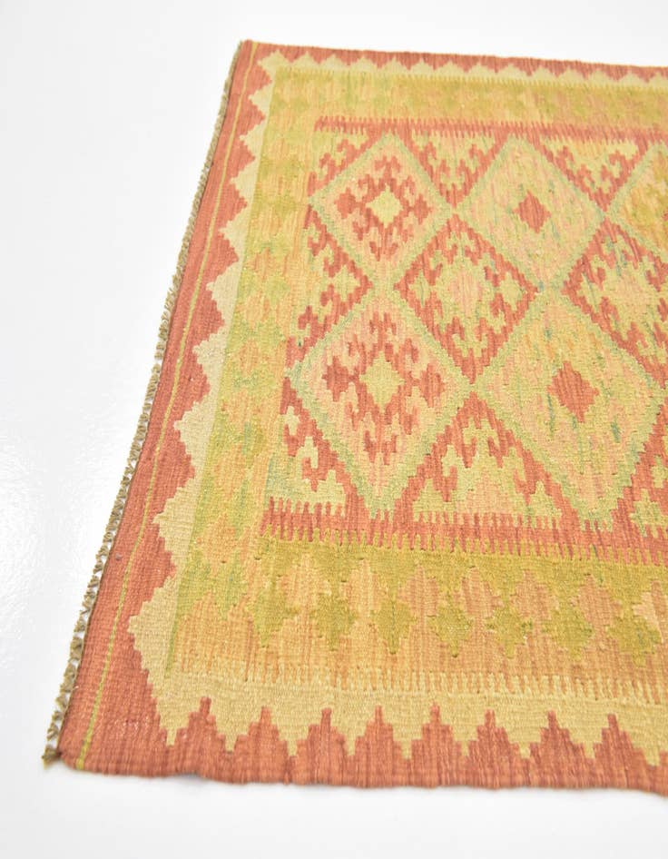 Detail image of 3' 2 x 5' Hand Woven Kilim Waziri Wool Rug