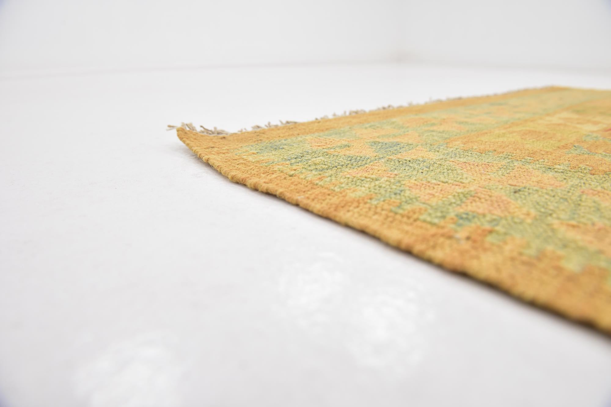 3' x 4' 4 Hand Woven Kilim Waziri Wool Rug
