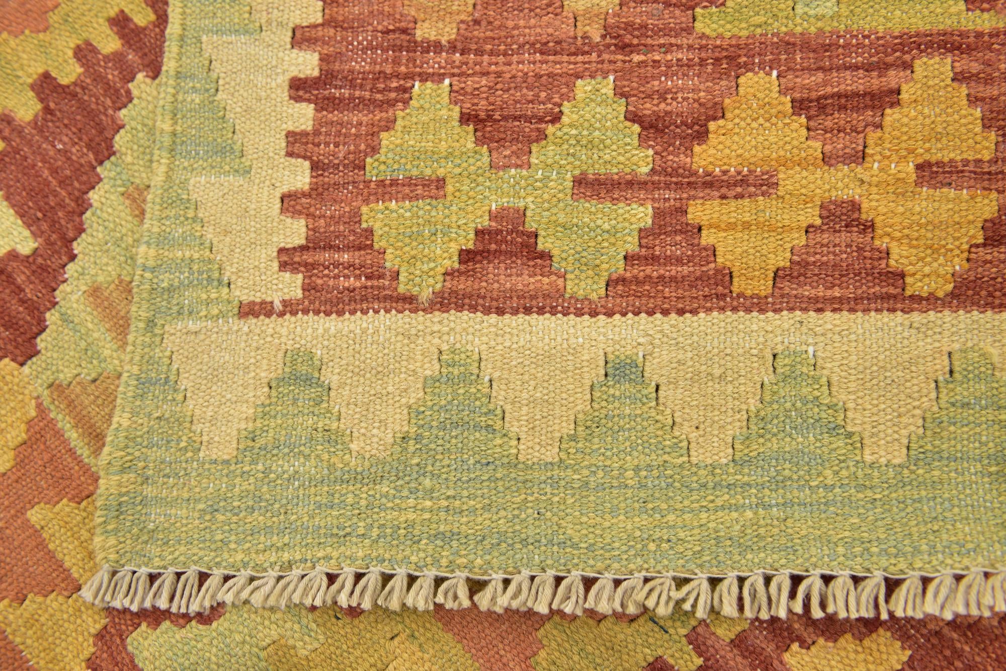 2' 8 x 4' 9 Hand Woven Kilim Waziri Wool Rug