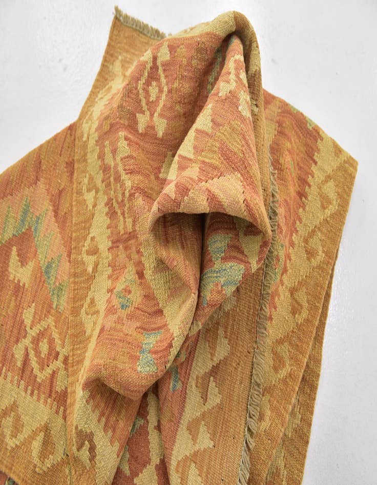 Detail image of 2' 9 x 4'  Hand Woven Kilim Waziri Wool Rug