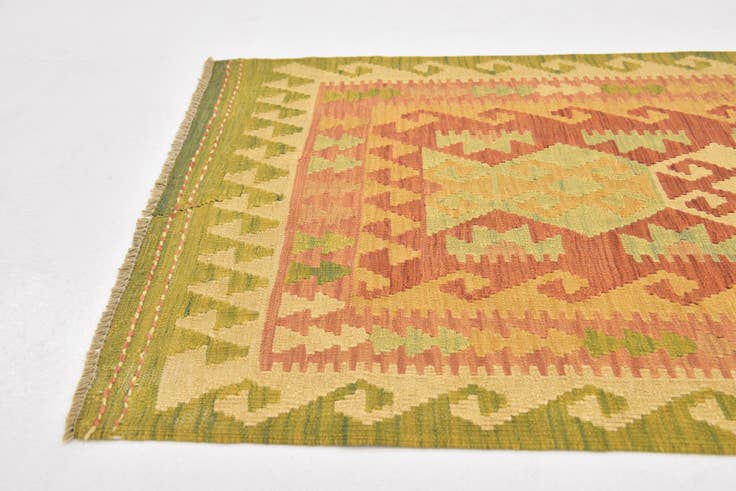 Detail image of 2' 7 x 4' 4 Hand Woven Kilim Waziri Wool Rug