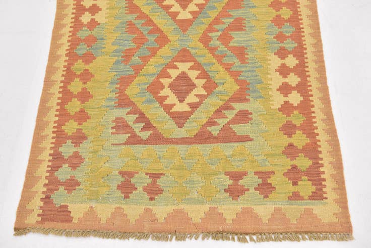 Detail image of 2' 8 x 4' 2 Hand Woven Kilim Waziri Wool Rug