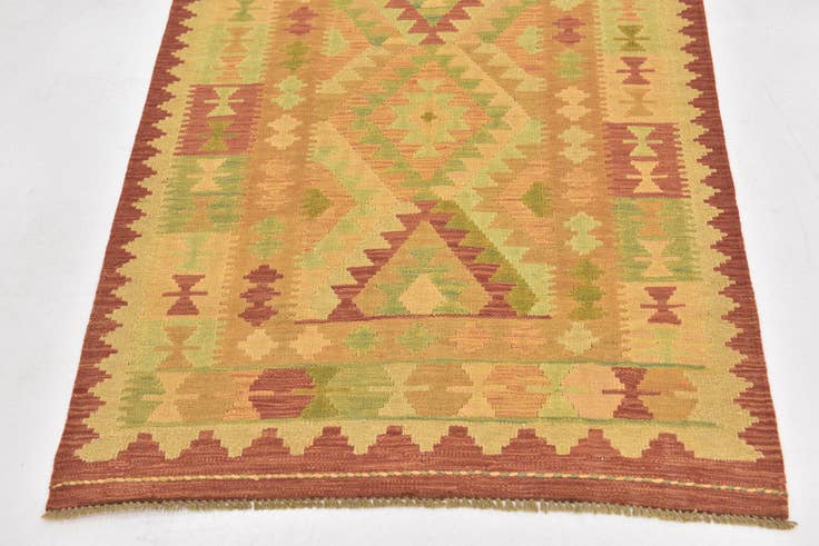 Detail image of 3' 2 x 5' Hand Woven Kilim Waziri Wool Rug
