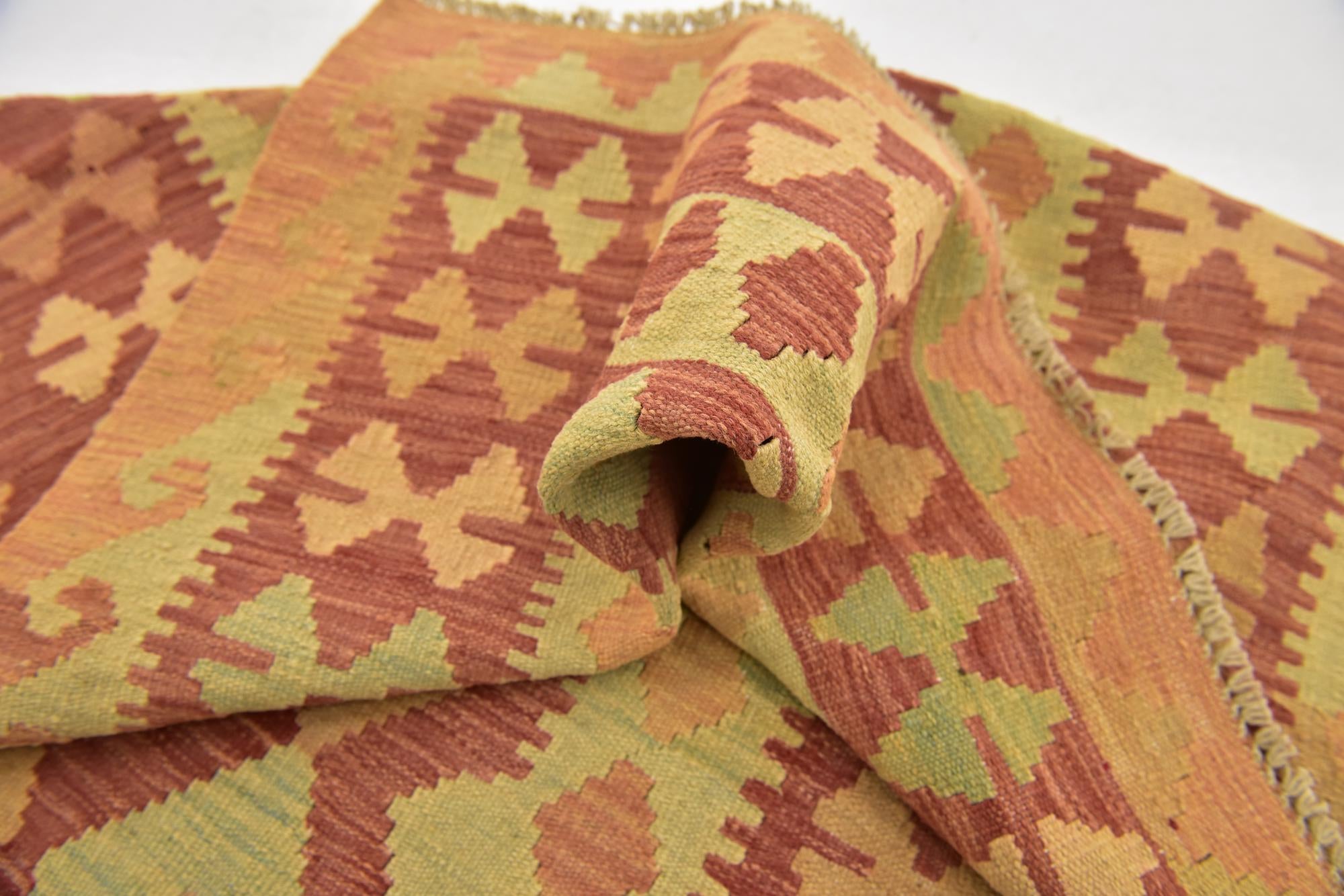 3' x 4' 10 Hand Woven Kilim Waziri Wool Rug