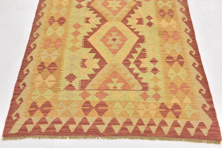 Detail image of 3' 5 x 4' 10 Hand Woven Kilim Waziri Wool Rug