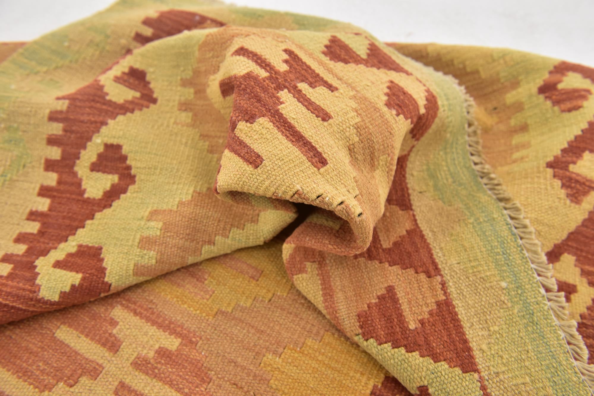 3' 2 x 4' 10 Hand Woven Kilim Waziri Wool Rug