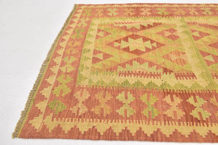 Detail image of 3' 4 x 5' Hand Woven Kilim Waziri Wool Rug