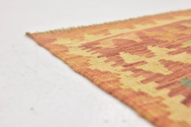 Detail image of 3' 2 x 5' Hand Woven Kilim Waziri Wool Rug