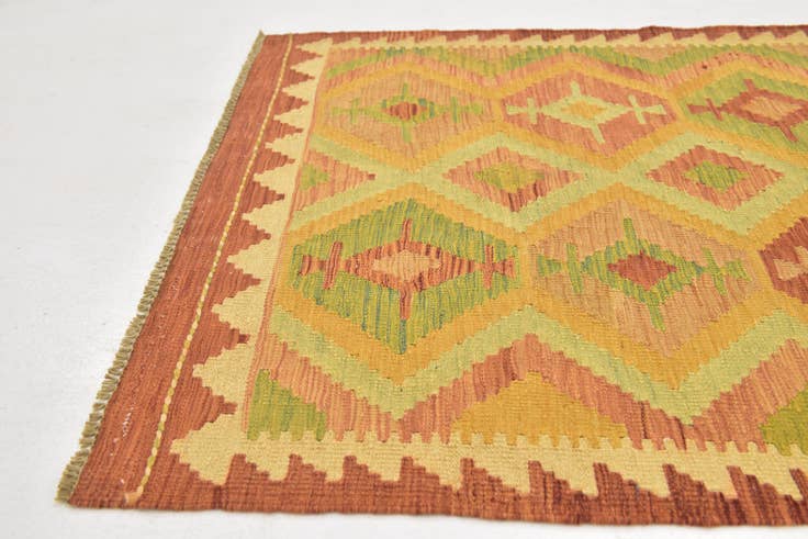 Detail image of 3' x 4' 10 Hand Woven Kilim Waziri Wool Rug