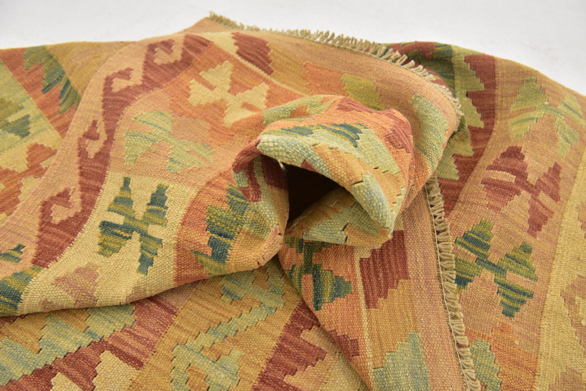 3' 2 x 4' 10 Hand Woven Kilim Waziri Wool Rug