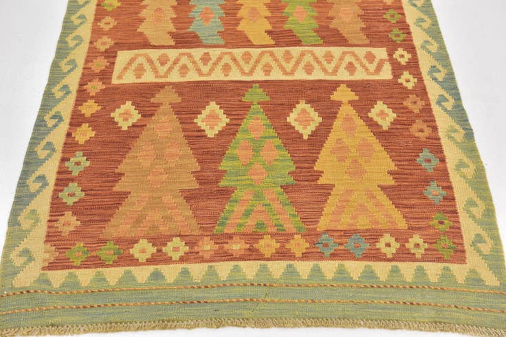 Detail image of 3' 3 x 5' Hand Woven Kilim Waziri Wool Rug