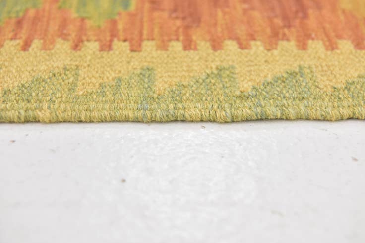 Detail image of 3' 2 x 5' Hand Woven Kilim Waziri Wool Rug